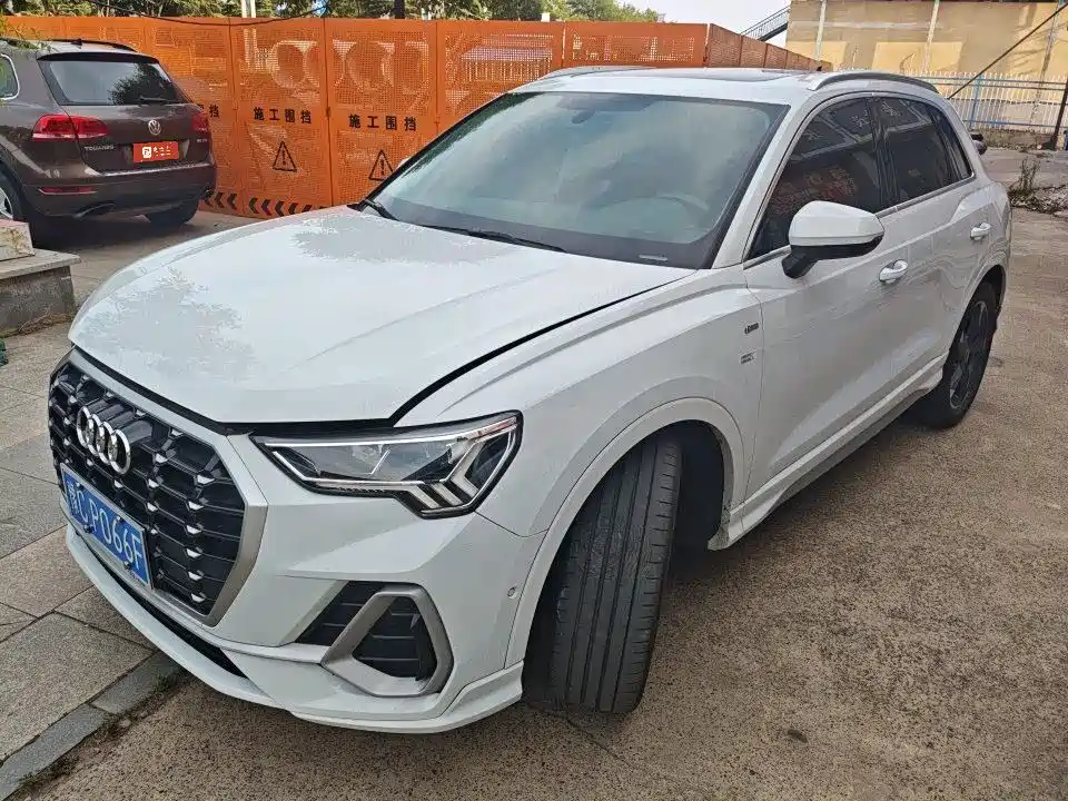 Audi Q3 2023