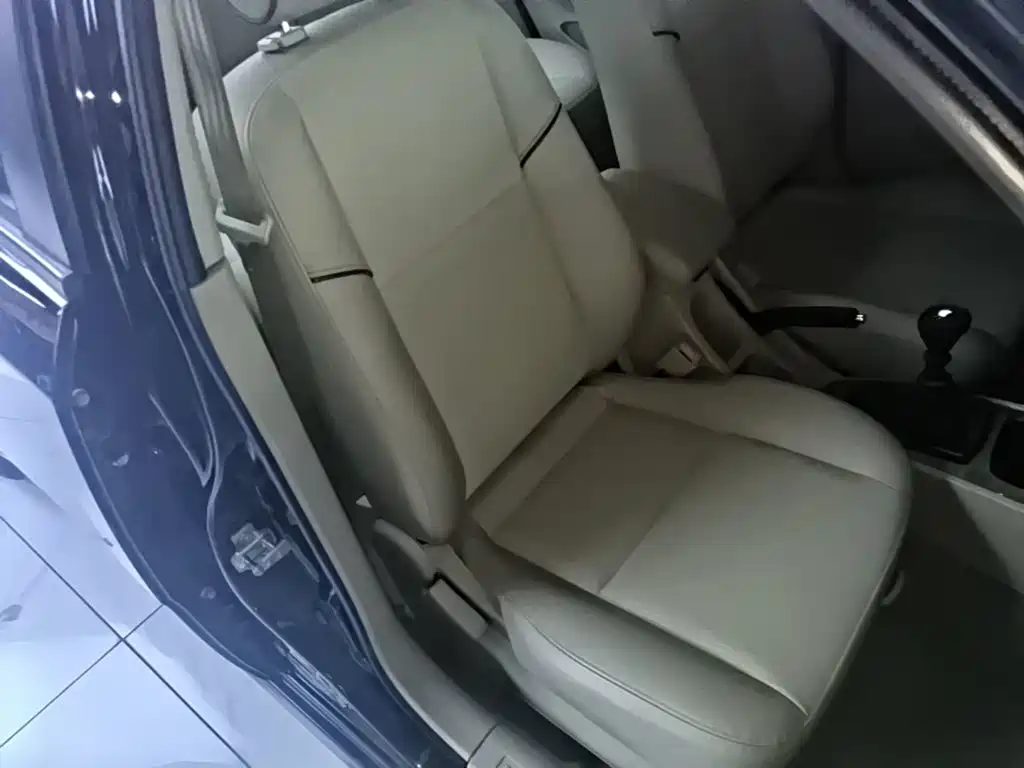 Buick Excelle 2015 — фото 25