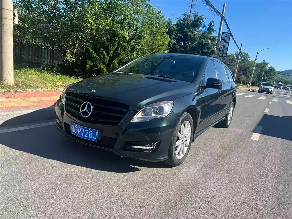 Mercedes-Benz R-Class 2011