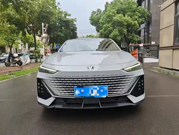 Changan UNI-V 2022