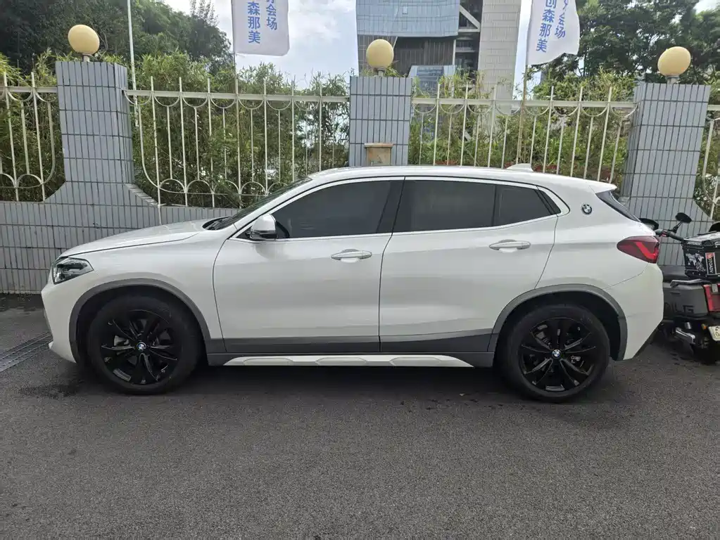 BMW X2 2021 — фото 2
