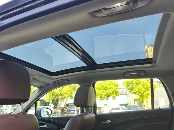 Buick Envision Plus 2021