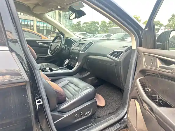 Ford Edge 2016