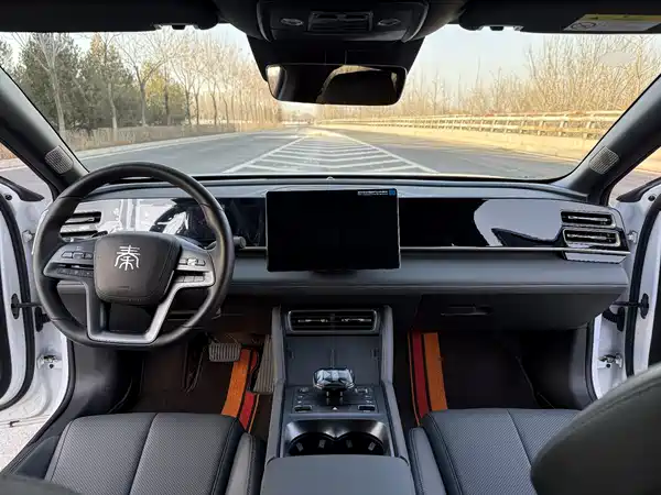 BYD Qin L 2025