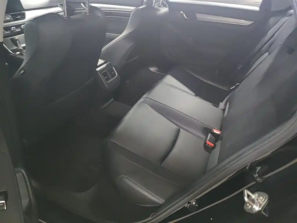 Honda Accord 2021 — фото 17