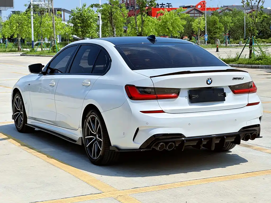 BMW 3 Series 2020 — фото 10