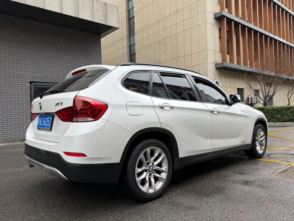 BMW X1 2017 — фото 17
