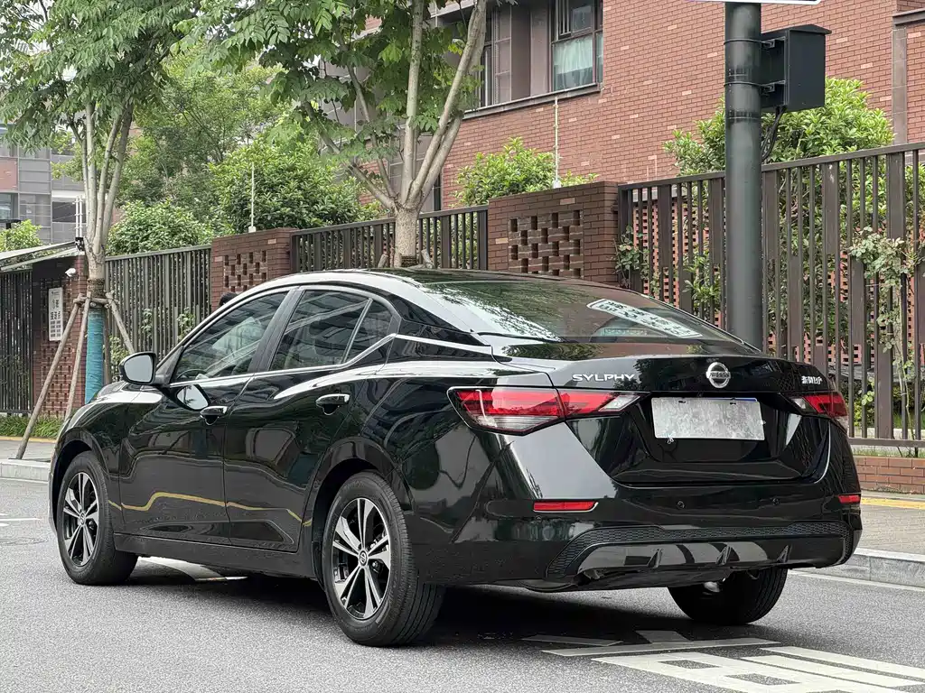 Nissan Sylphy 2021 — фото 17