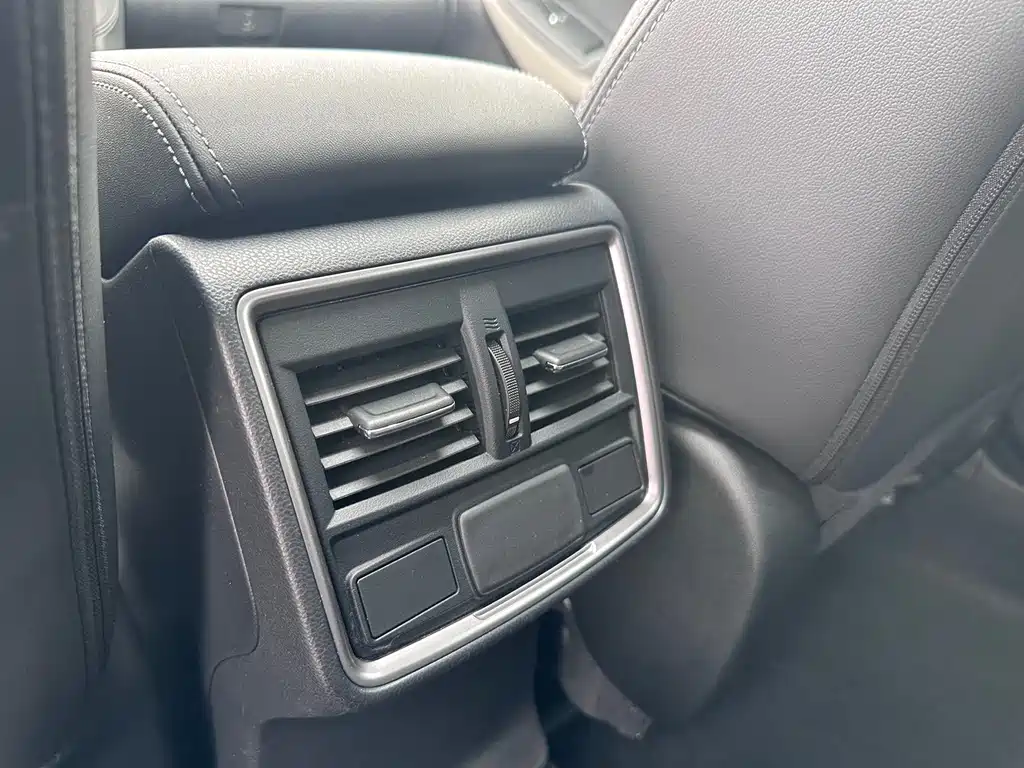 Subaru Forester 2022 — фото 19