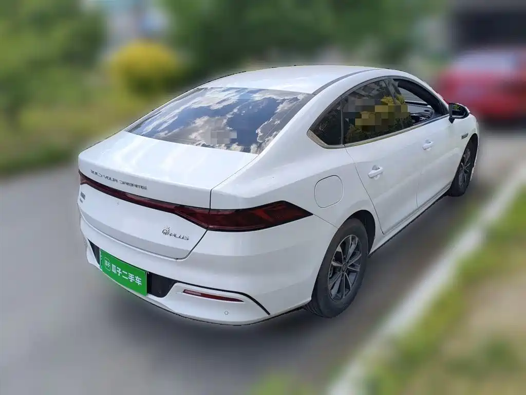 BYD Qin PLUS 2023 — фото 5