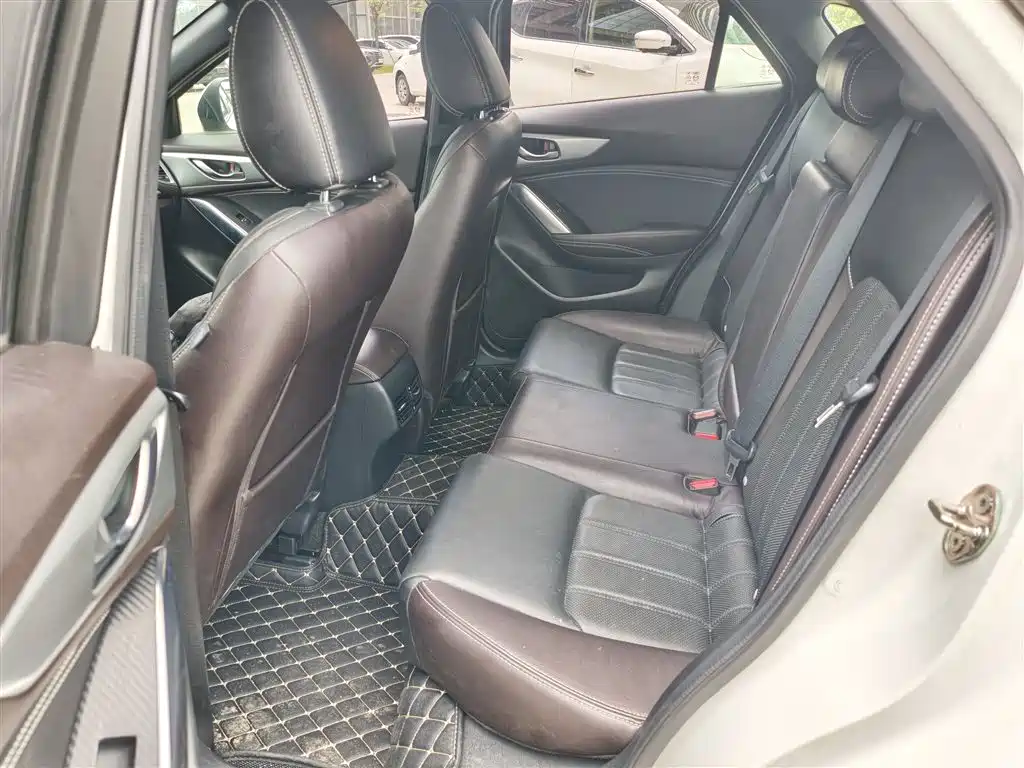 Mazda CX-4 2019