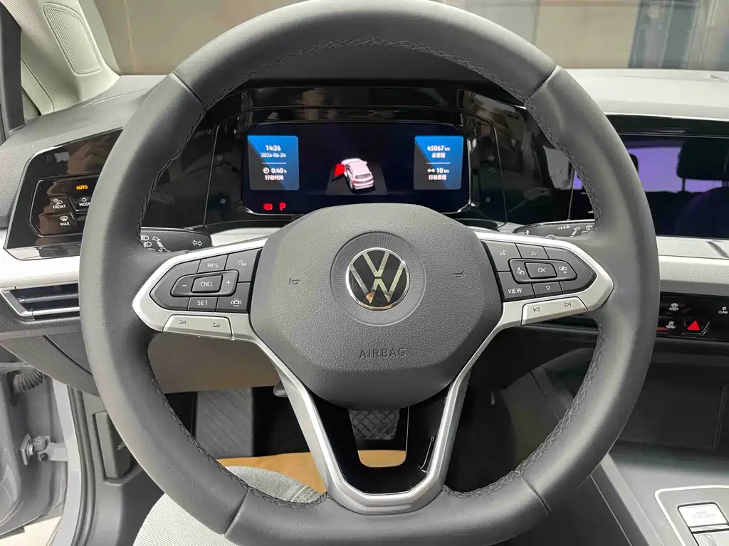 Volkswagen Golf 2022