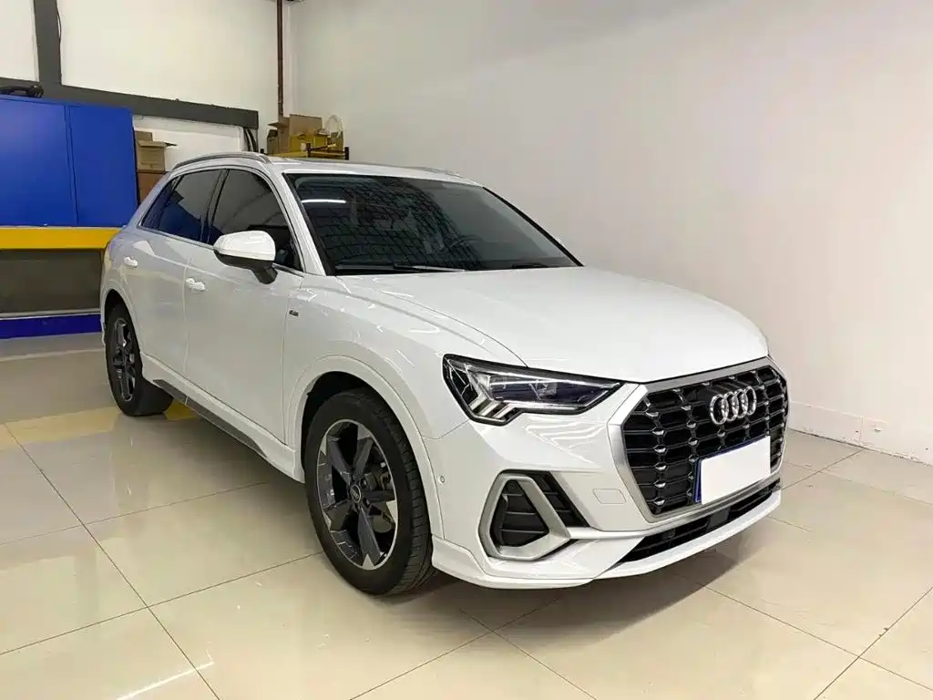 Audi Q3 2022