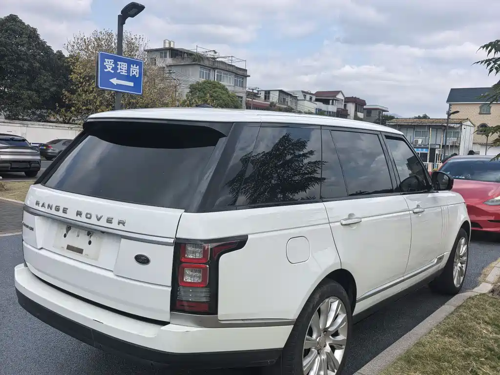 Land Rover Range Rover 2014 — фото 10