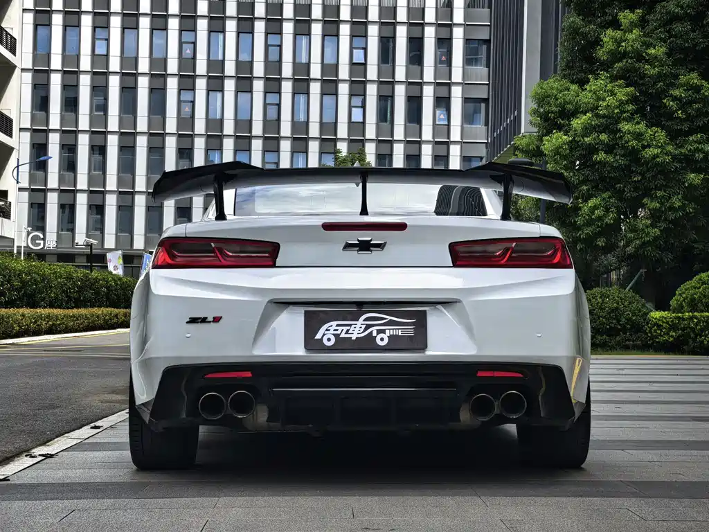 Chevrolet Camaro 2018 — фото 17