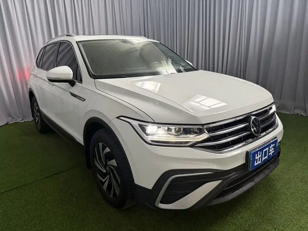 Volkswagen Tiguan L 2023