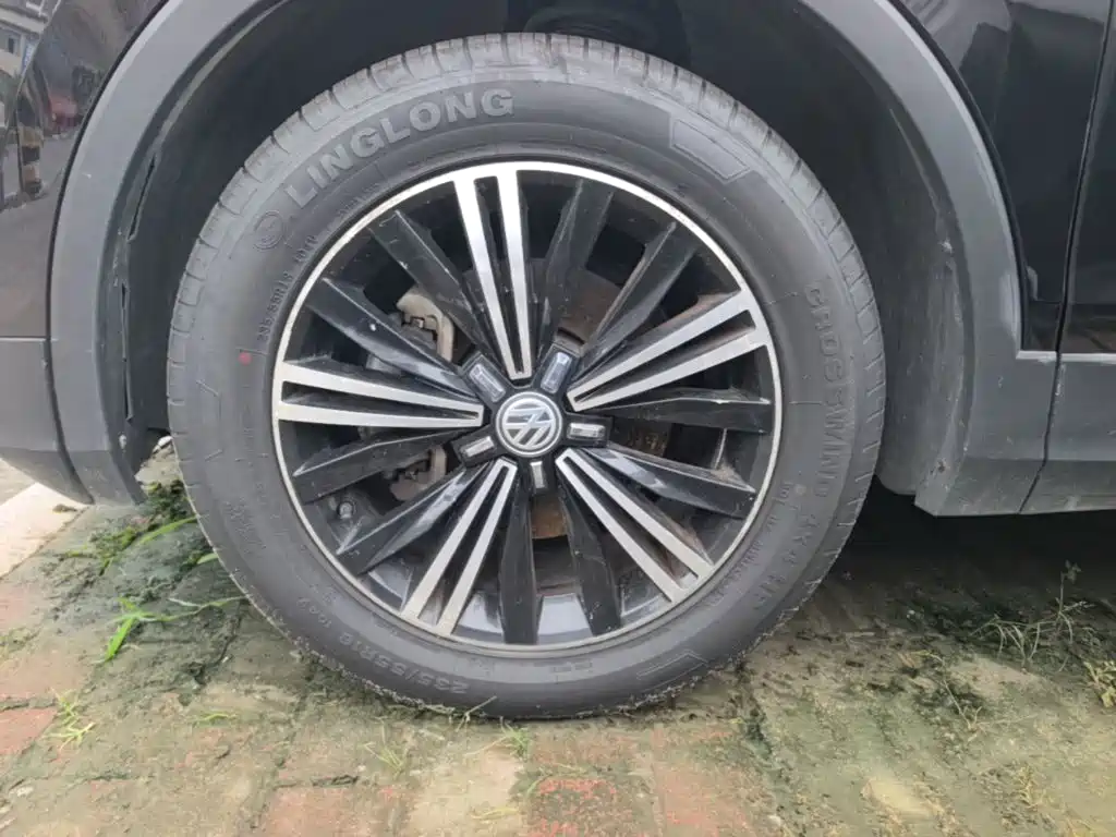 Volkswagen Tiguan L 2020 — фото 23