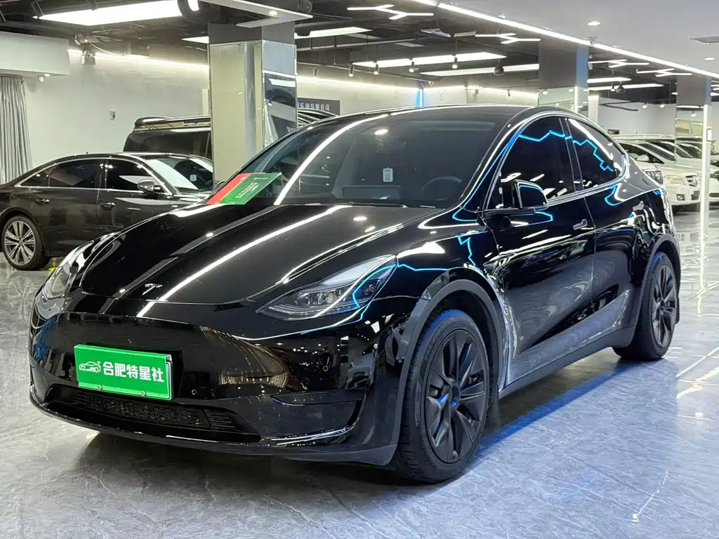 Tesla Model Y 2022 — фото 1
