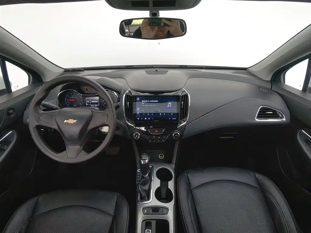 Chevrolet Cruze 2017 — фото 5