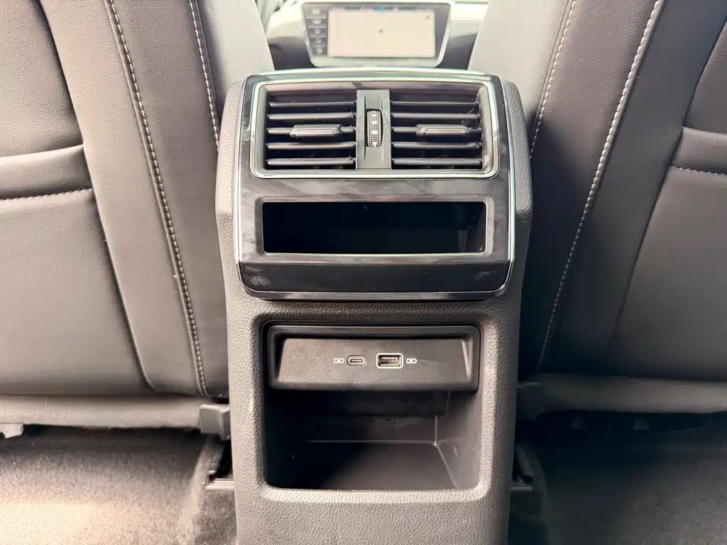 Skoda Speedy 2023 — фото 15