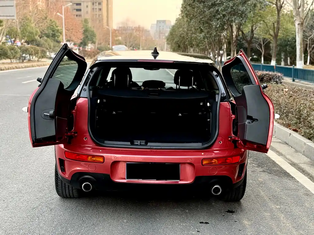 MINI Clubman 2022 — фото 16