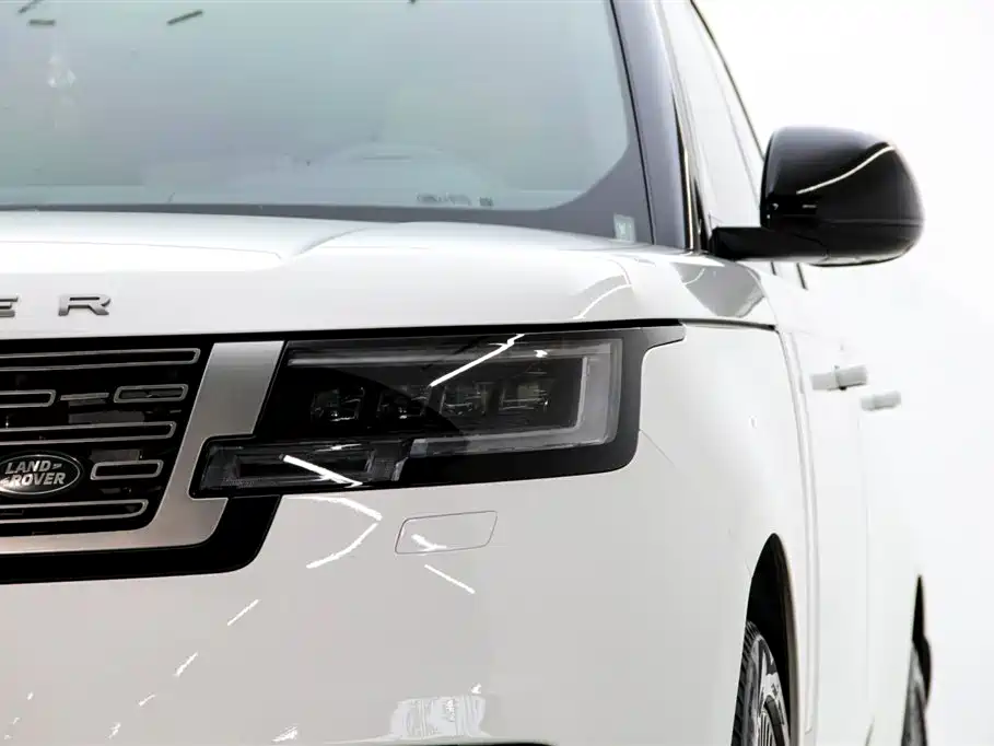 Land Rover Range Rover 2023 — фото 33