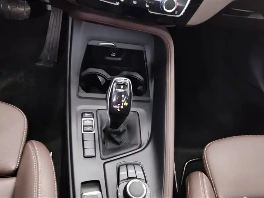 BMW X1 2020 — фото 16
