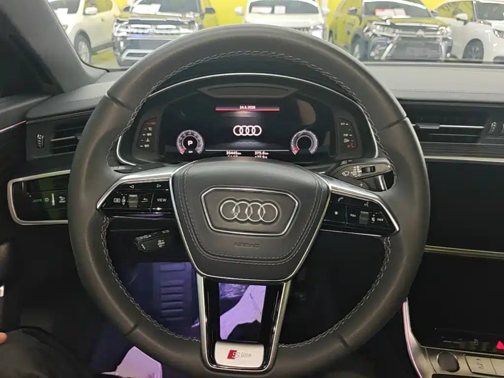 Audi A6L 2023 — фото 11