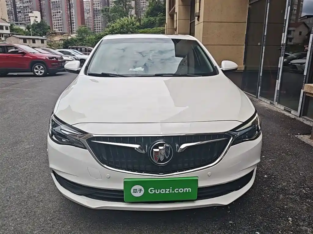 Buick Excelle 2019 — фото 3