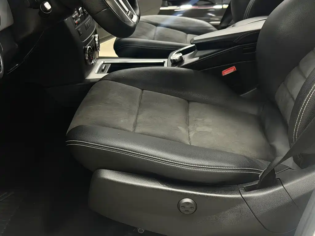 Mercedes-Benz GLK-Class 2015 — фото 15