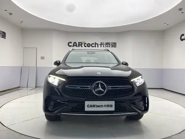 Mercedes-Benz GLC 2025