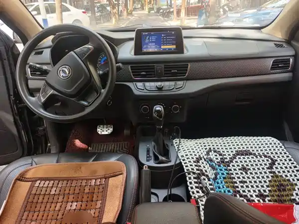 Dongfeng Scenery 370 2017