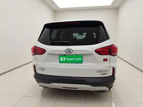 Maxus D90 2017