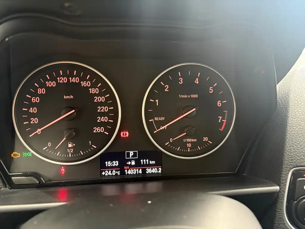 BMW 1 Series 2016 — фото 14