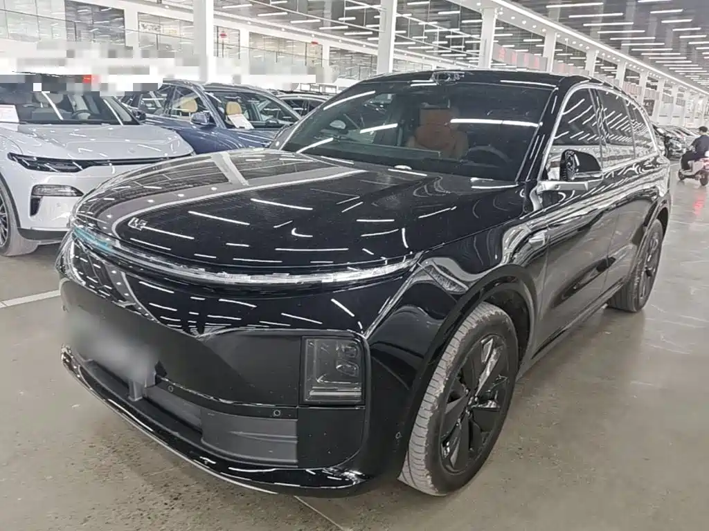 Li Auto Li L6 2025