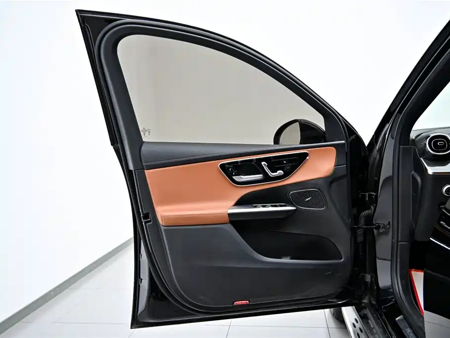 Mercedes-Benz GLC 2023 — фото 20
