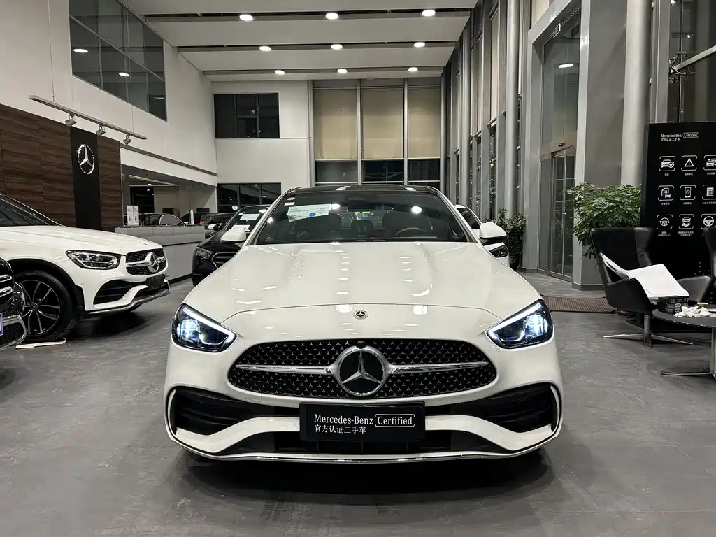 Mercedes-Benz C-Class New Energy 2026 — фото 2