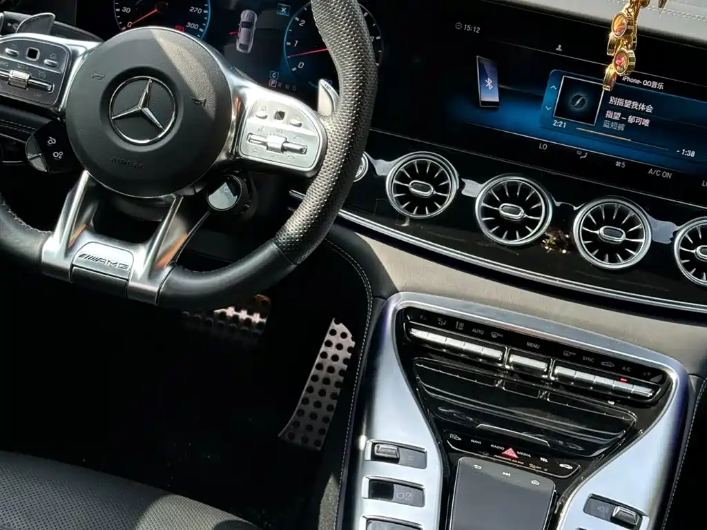 Mercedes-Benz AMG GT 2020 — фото 12