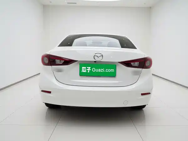Mazda 3 Axela 2016