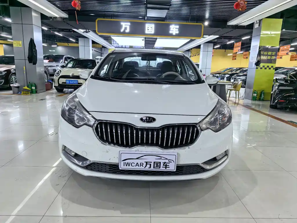 Kia K3 2013
