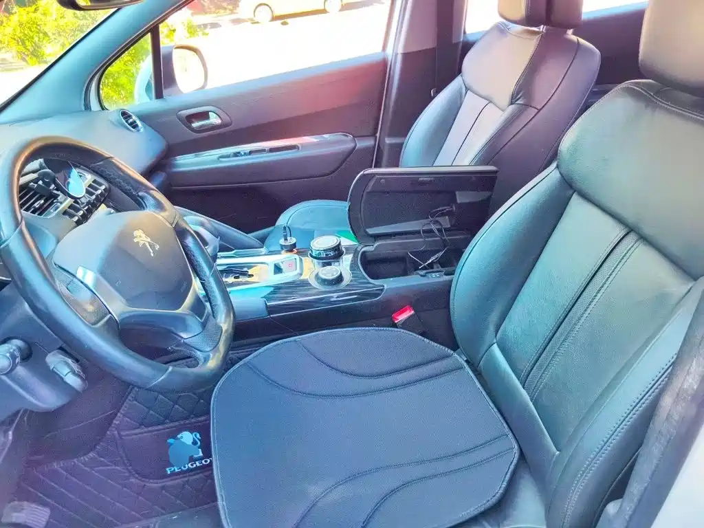 Peugeot 3008 2015 — фото 11