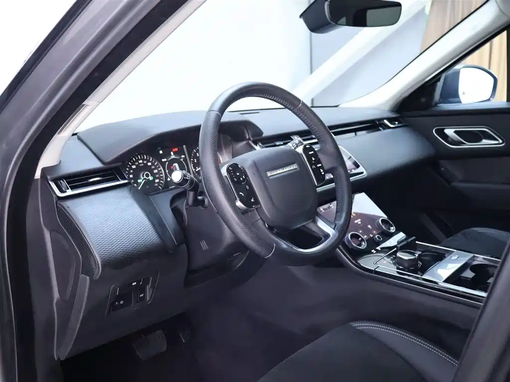 Land Rover Velar 2019 — фото 11