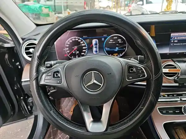 Mercedes-Benz E-Class 2018