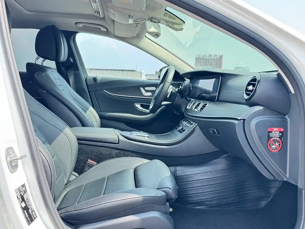 Mercedes-Benz E-Class 2019 — фото 5
