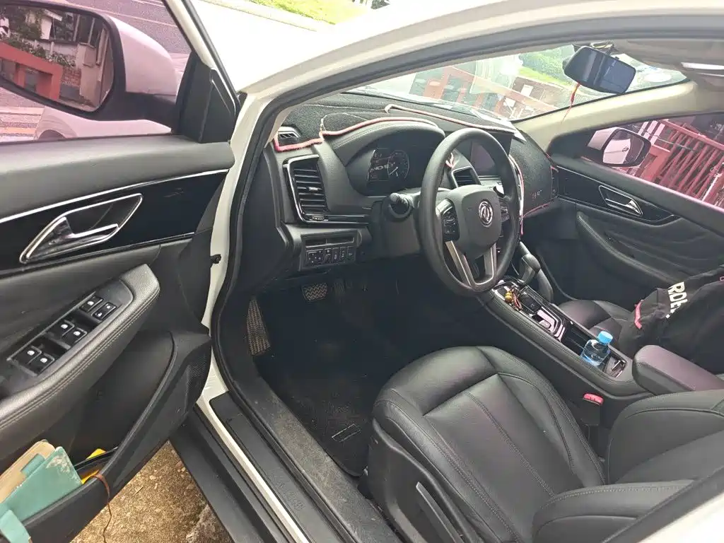 Dongfeng Fengshen AX7 2018 — фото 12