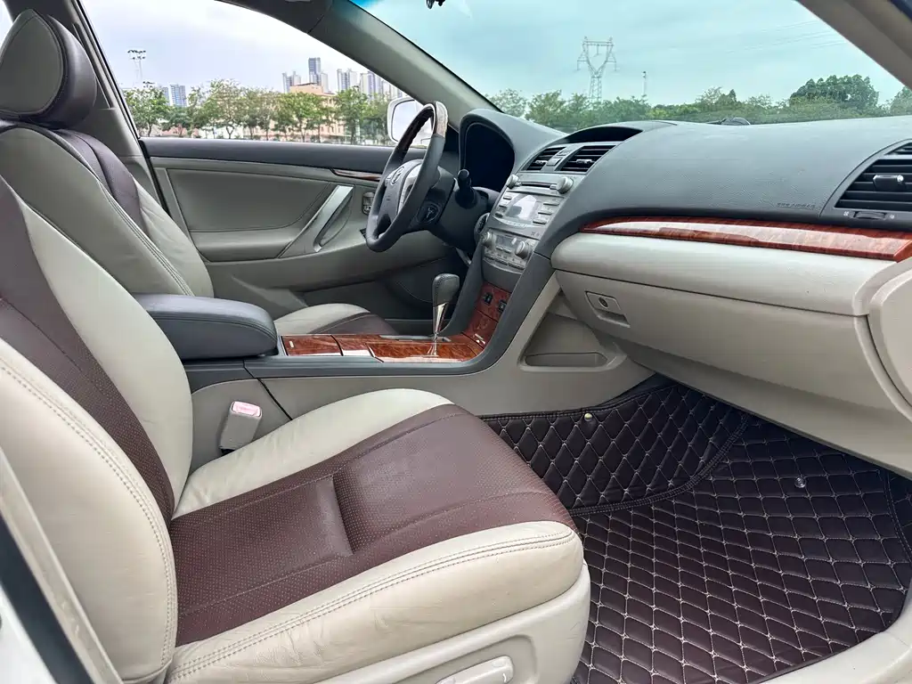 Toyota Camry 2007 — фото 20