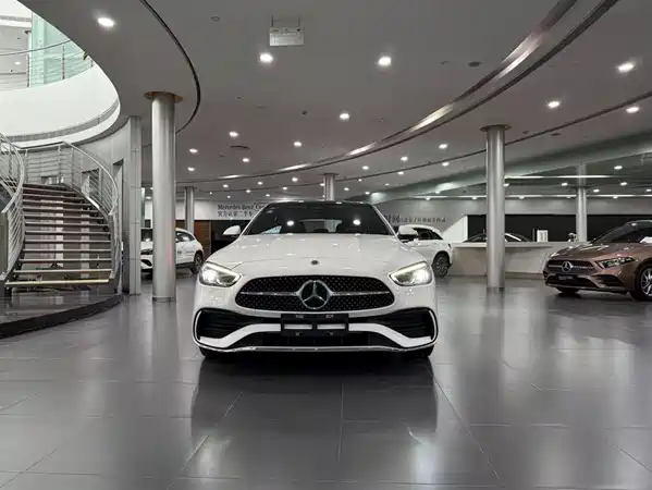 Mercedes-Benz C-Class 2023