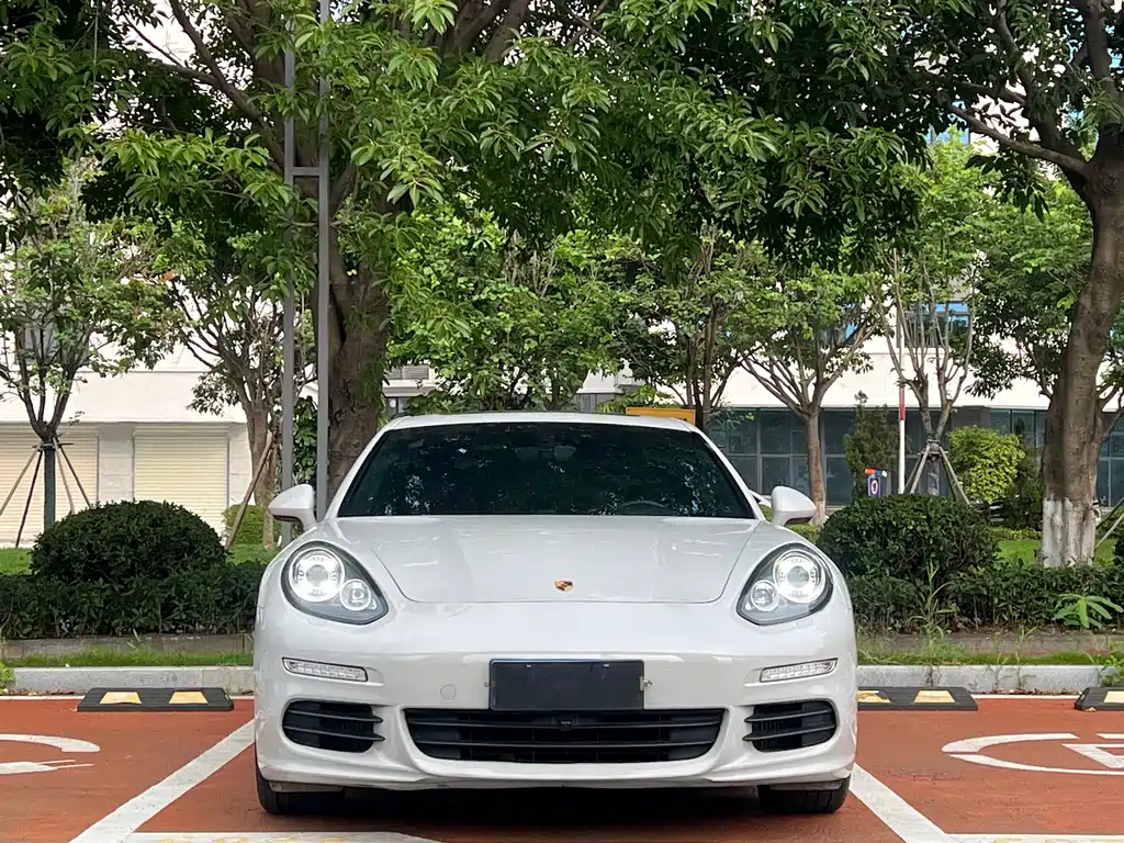 Porsche Panamera 2015