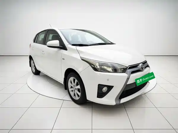 Toyota Yaris L 2014