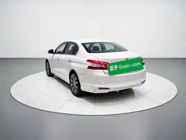 Peugeot 408 2015